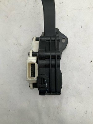2016 CHEVY SONIC Gas Accelerator Pedal Assembly OEM 96858781 - Image 6