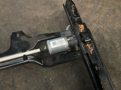 24 HONDA CIVIC Seat Track Used Oem Front Rh Seat Track With Harness OEM - Image 2