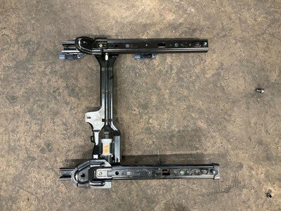 24 HONDA CIVIC Seat Track Used Oem Front Rh Seat Track With Harness OEM - Image 5