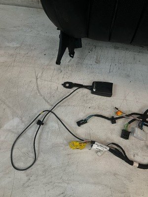 2012-2018 MERCEDES CLS550 W218 Front Seat Upper Backrest Cushion with Head Rest - Image 2