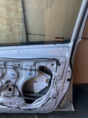 2007-2012 NISSAN VERSA Front Door Right Passenger Hatchback Electric OEM - Image 15