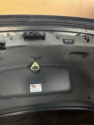 2009-2015 BMW 750Li F02 Trunk Decklid Milano Beige Metallic OEM 41627172332 - Image 17