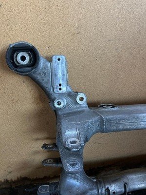 2009-2012 BMW 750LI F02 Rear Crossmember Subframe OEM 33316775880 100k Miles - Image 12
