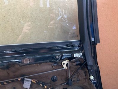 1995-2001 BMW 740i E38 Rear Door Left Driver Sedan Black OEM 41528223886 - Image 14