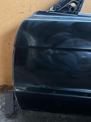 1995-2001 BMW 740i E38 Front Door Left Driver Black OEM 41518215309 - Image 6