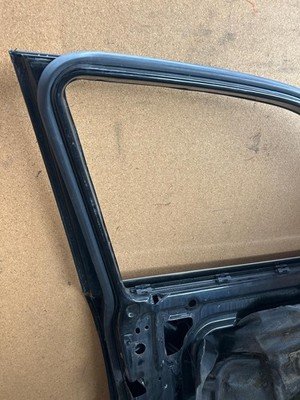 1995-2001 BMW 740i E38 Front Door Left Driver Black OEM 41518215309 - Image 10