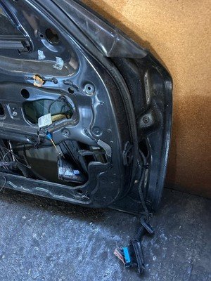 2011-2016 BMW 550i 535i F10 Front Door Left Driver Electric OEM 41009628753 - Image 15