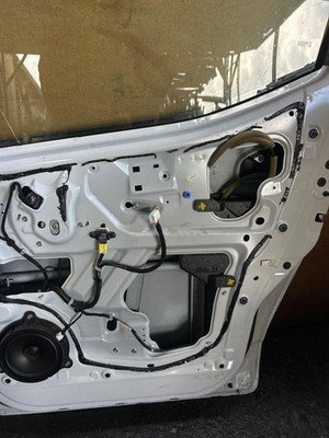 2013-2021 NISSAN NV 200 Front Door Right Passenger Powder White OEM H01003LMMA - Image 19