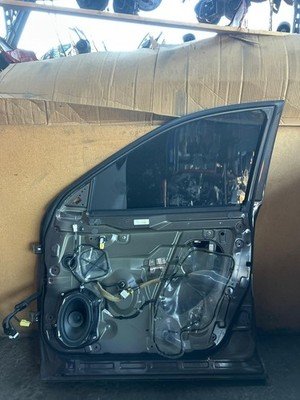 2013-2015 NISSAN PATHFINDER Front Door Right Passenger NO Chrome Lower Moulding - Image 11