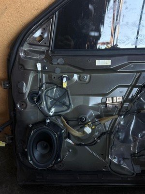 2013-2015 NISSAN PATHFINDER Front Door Right Passenger NO Chrome Lower Moulding - Image 15