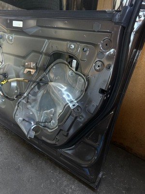 2013-2015 NISSAN PATHFINDER Front Door Right Passenger NO Chrome Lower Moulding - Image 17