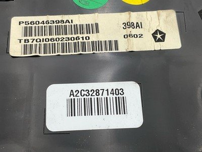 2012 CHRYSLER 300 Speedometer Instrument Cluster 155k Miles OEM P56046398AI - Image 6