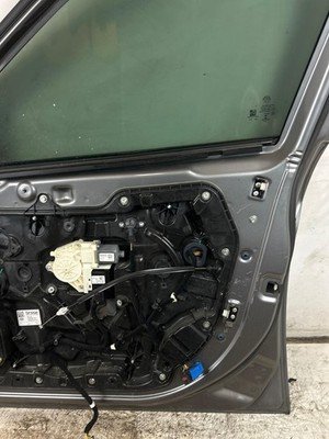 2017-2025 GIULIA Front Door Right Passenger Stromboli Gray Metallic OEM 43k - Image 12