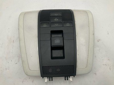 2009-2014 MERCEDES C300 W204 Overhead Dome Light Lamp OEM A2048209701