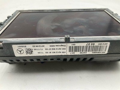 2013 MERCEDES W212 E350 Information Display Screen 7" OEM A2129018103 Parts Only - Image 3