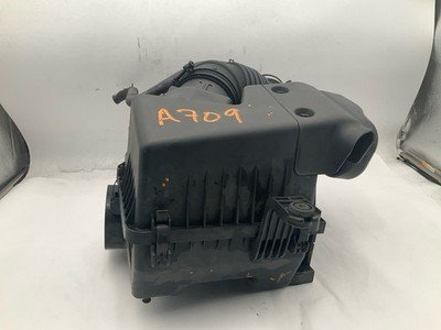 2010-2011 HYUNDAI AZERA Air Cleaner Box 3.3L OEM 281113L600 - Image 2