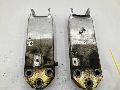 2011-2012 BMW 740Li F02 Front Reinforcement Bar Mount Brackets Left and Right - Image 3