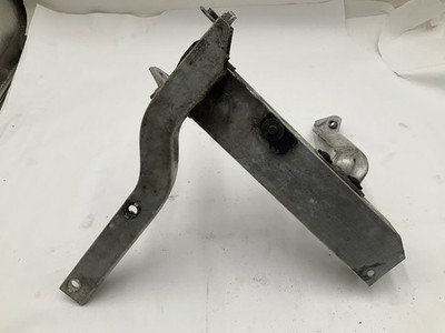 2011-2012 BMW 740Li F02 Front Bumper Bracket Left Driver Support Deformation OEM - Image 3