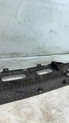 2011-2012 BMW 740Li F02 Rear Lower Bumper Bracket Original Factory OEM - Image 16