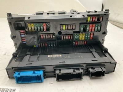 2011-2015 BMW 740Li F01 F02 Cabin Fuse Box Behind Dash Mounted OEM 923442101