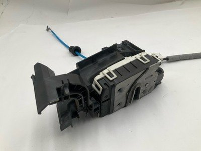 2017 MERCEDES X156 GLA250 Front Right Passenger Door Lock Actuator OEM 121k