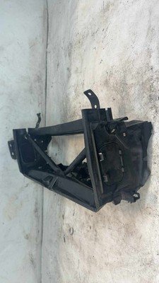 2017 F30 BMW 330e Front Upper Radiator Air Shutter Air Duct Molding OEM - Image 10