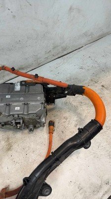 2016-2018 BMW 330e 2.0L Hybrid Inverter Assembly with Cable OEM 123617388410 - Image 5