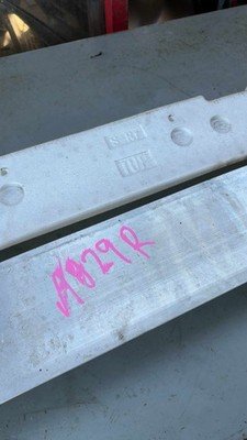 2013-2018 LEXUS ES350 Rear Bumper Reinforcement Impact Bar w/ Absorber OEM 59k - Image 9