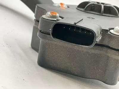 2013-2015 LEXUS ES350 Gas Pedal Accelerator w/ Sensor 59k Miles OEM - Image 4