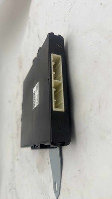 10 11 LEXUS RX350 Power Managment Control Module 896900E010 OEM 86k Miles - Image 3