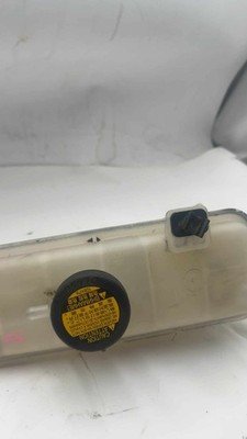 Egnine Radiator Coolant Overflow Reservoir Recovery Bottle Toyota Rav4 06-18 - Image 4