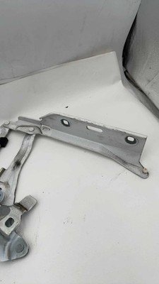 18 19 20 21 22 23 24 AUDI Q5 Front Hood Hinges Left and Right 80A823302C OEM - Image 9
