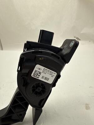 2012-2013 MAZDA 3 Hatchback Gas Accelerator Pedal With Sensor OEM - Image 4