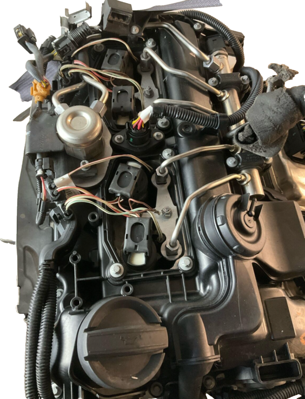 2016 BMW 3210i Engine Assembly AWD - Image 3