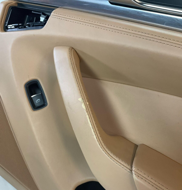 2011 Porsche Panamera Rear Door Trim Panel Rh Oem Cream Color - Image 11