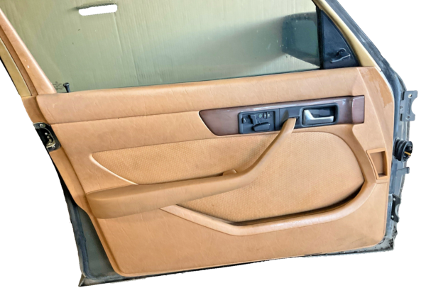 1986-1991 MERCEDES 420 Front Door LeftLh Complete Door With Mirror Glass Panel - Image 2