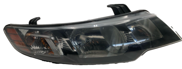 2010-2012 KIA FORTE Headlamp Assembly Right Passenger Side Halogen OEM