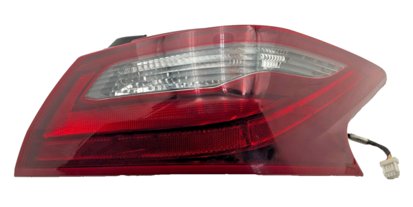 2016-2018 NISSAN ALTIMA Tail Light Assembly Right Passenger Side OEM 265509HS0A