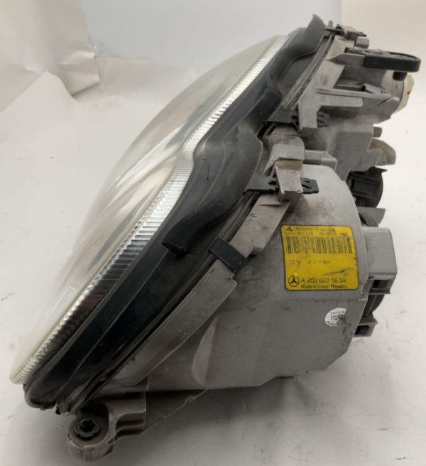 2001-2004 MERCEDES C-CLASS Headlamp Assembly Right Passenger Side Halogen OEM - Image 5