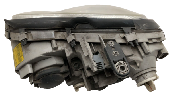2001-2004 MERCEDES C-CLASS Headlamp Assembly Right Passenger Side Halogen OEM - Image 9
