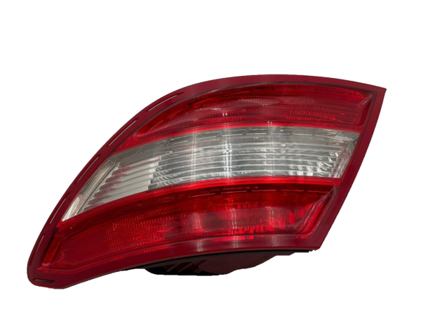 2008-2011 MERCEDES C-CLASS Tail Light Assembly Right Passenger OEM