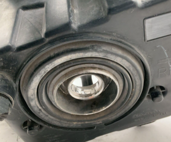 2010-2013 CHEVY CAMARO Headlamp Assembly Right Passenger Side OEM - Image 6