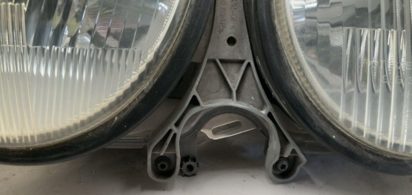 2000-2003 MERCEDES E-CLASS Headlamp Assembly Right Passenger Side OEM - Image 2