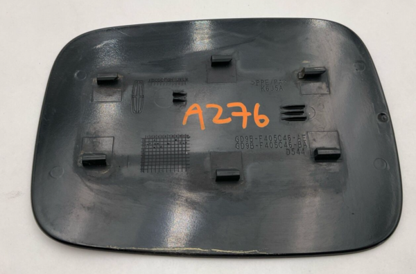 2018-2022 LINCOLN CONTINENTAL Fuel Gas Filler Cover Cap Lid Door OEM - Image 3