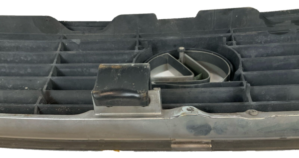 2001-2004 LEXUS LS430 Grille OEM 5311250090 - Image 8