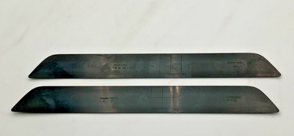 2023 Tesla Model 3 Inner Door Sill Plate Pair Oem - Image 3