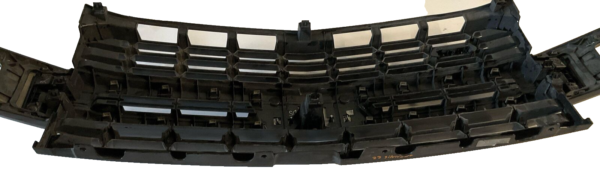 2019-2022 CHEVY SILVERADO 1500 Grille with Z71 Emblem OEM - Image 8