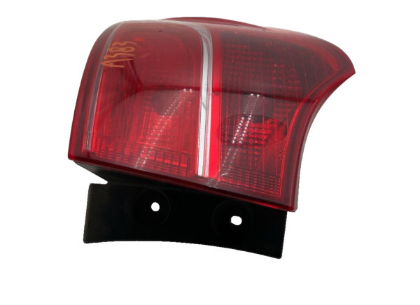 2013-2015 HYUNDAI SANTA FE Tail Light Assembly Right Passenger Side Lid Mounted - Image 6