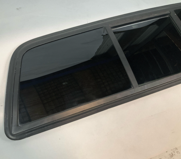 1995-2004 TOYOTA TACOMA Back Glass Window with Manual Sliding Window OEM - Image 2