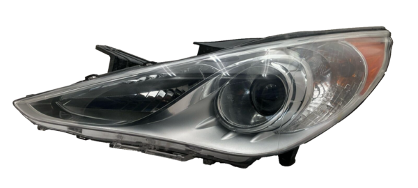2011-2014 HYUNDAI SONATA Headlamp Assembly Right Passenger Side OEM